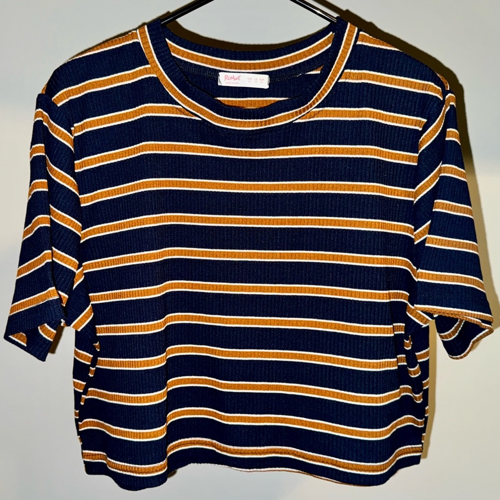 EUC Romwe- Vintage 90s Striped Brown and Blue Mock Neck Crop Top XL